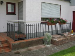 Aussengelaender lackiert-067